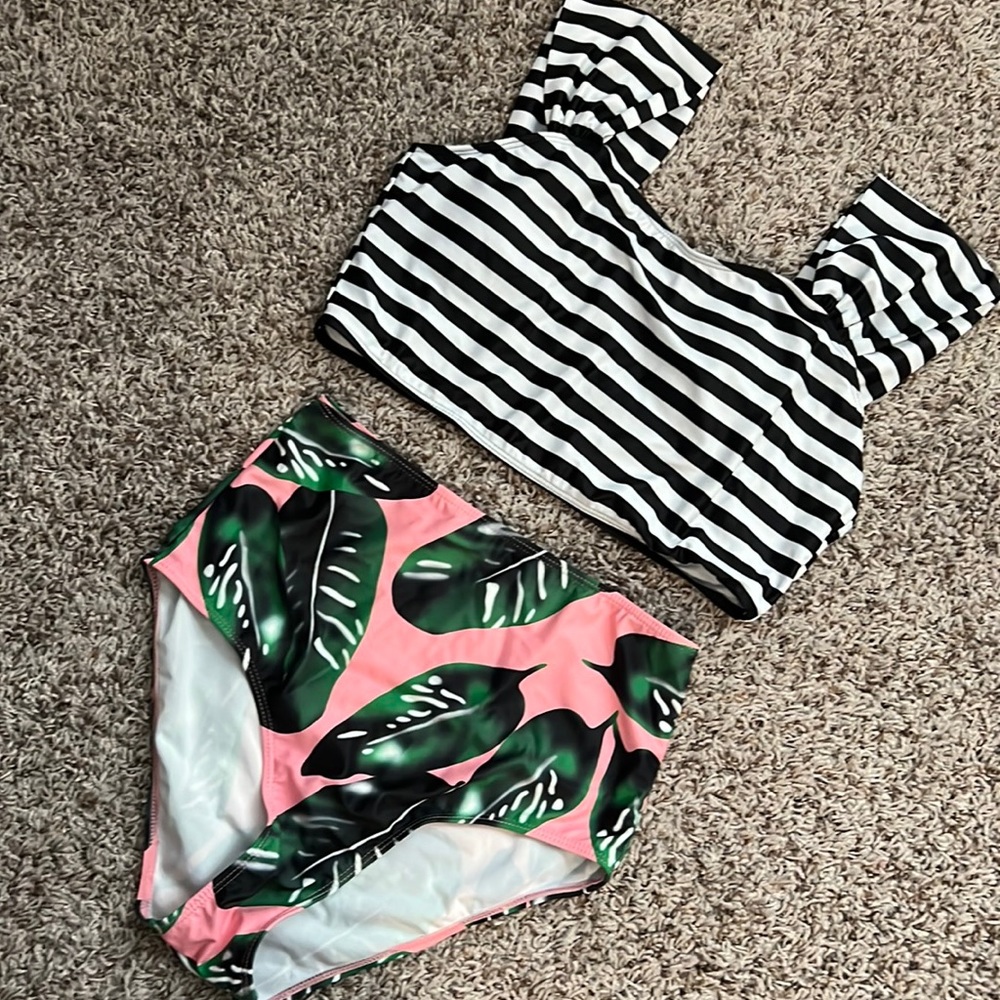Amazon Stripes + Leaves High-Waisted Bikini, Size L